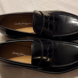 Salvatore Ferragamo Men's Penny Loafer
